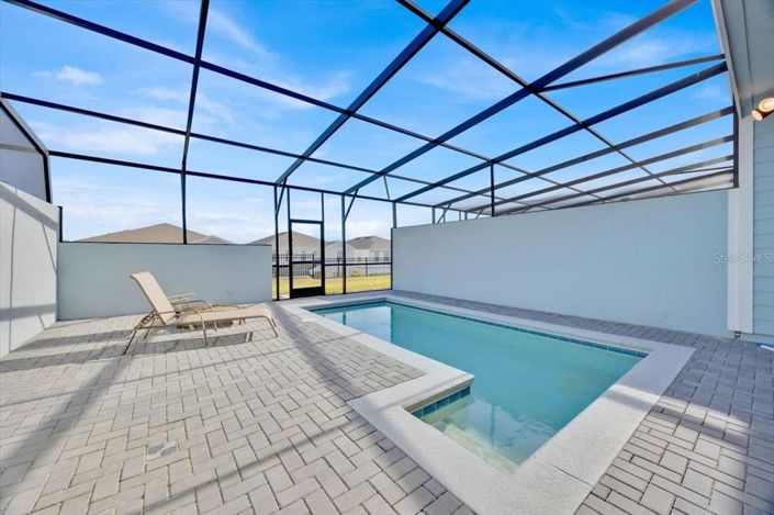 Image No.33-5 Bed Townhouse for sale