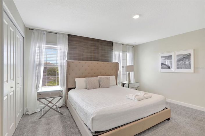 Image No.17-4 Bed Townhouse for sale