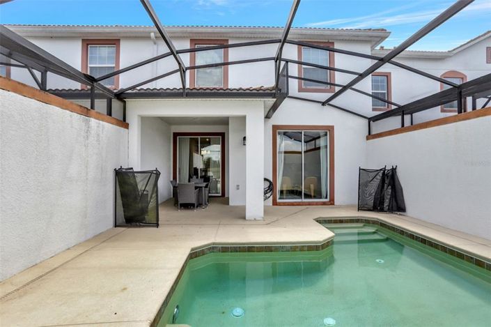 Image No.25-4 Bed Townhouse for sale