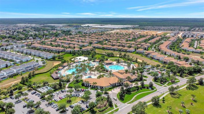 Image No.32-4 Bed Townhouse for sale