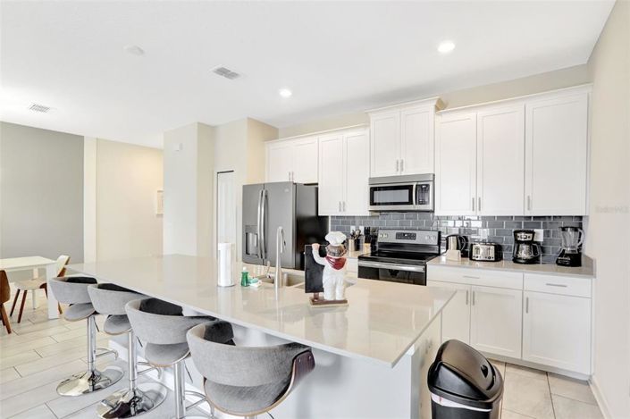 Image No.4-4 Bed Townhouse for sale