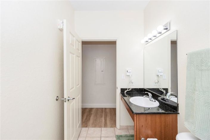 Image No.11-3 Bed Property for sale