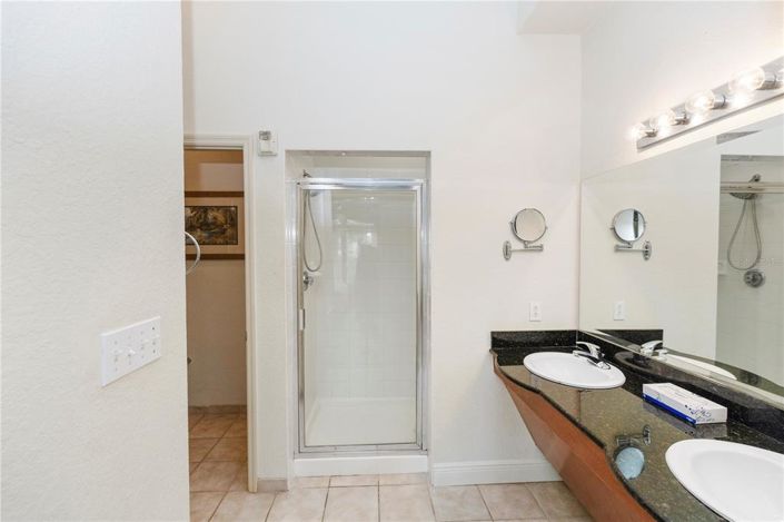 Image No.15-3 Bed Property for sale