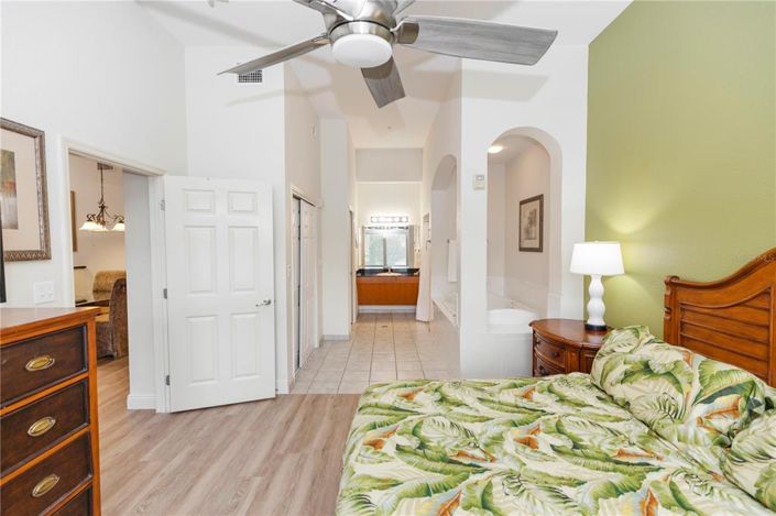 Image No.19-3 Bed Property for sale