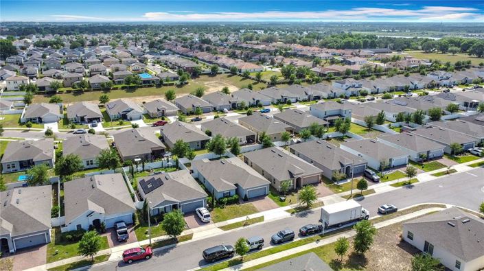 Image No.2-Propriété de 4 chambres à vendre à Haines City