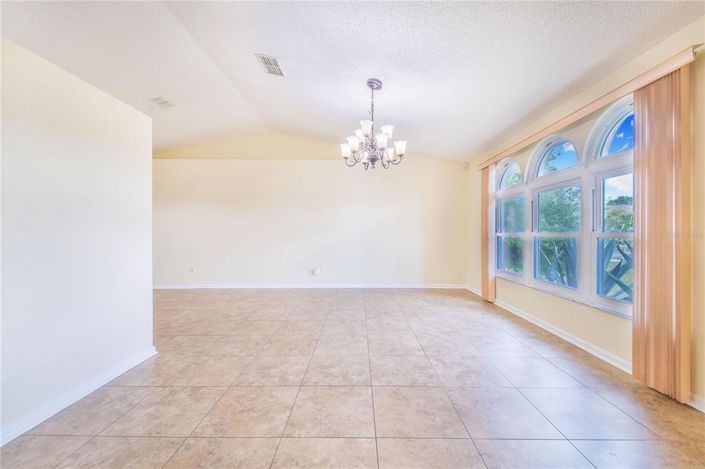 Image No.8-Propriété de 3 chambres à vendre à Kissimmee