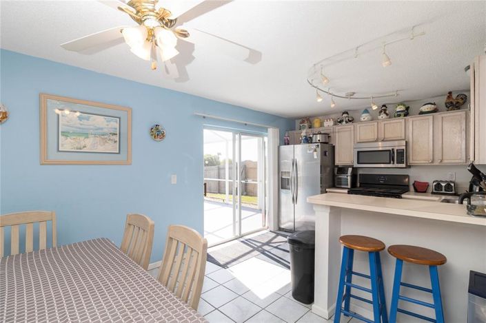 Image No.12-4 Bed Property for sale