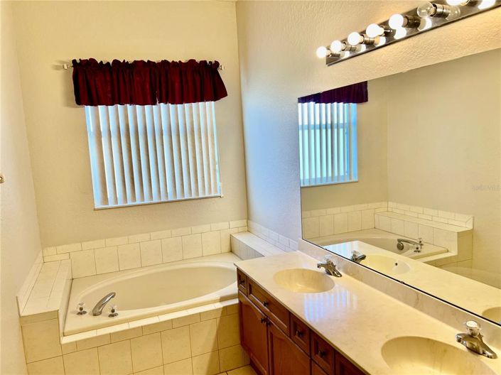 Image No.24-Propriété de 4 chambres à vendre à Kissimmee