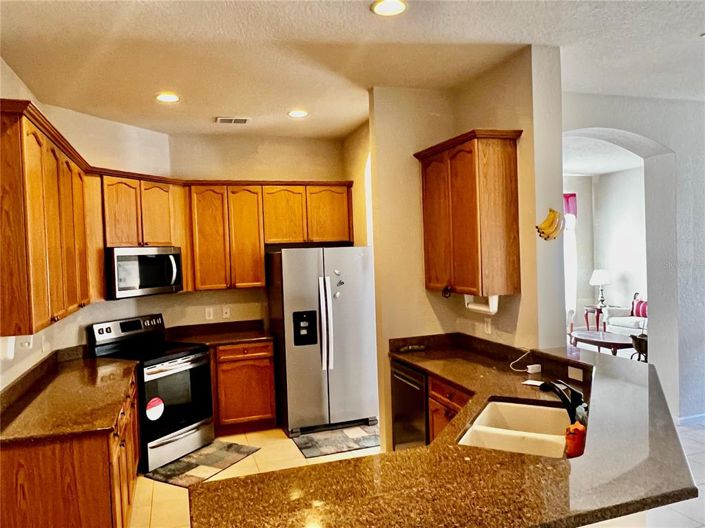 Image No.5-Propriété de 4 chambres à vendre à Kissimmee