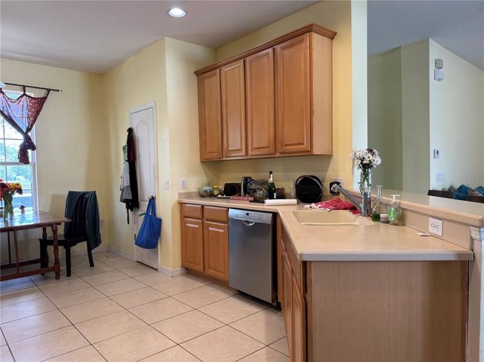 Image No.11-4 Bed Property for sale