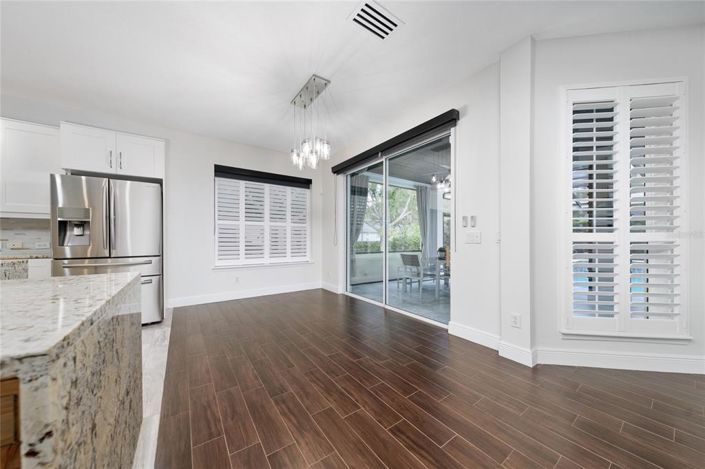 Image No.10-4 Bed Property for sale