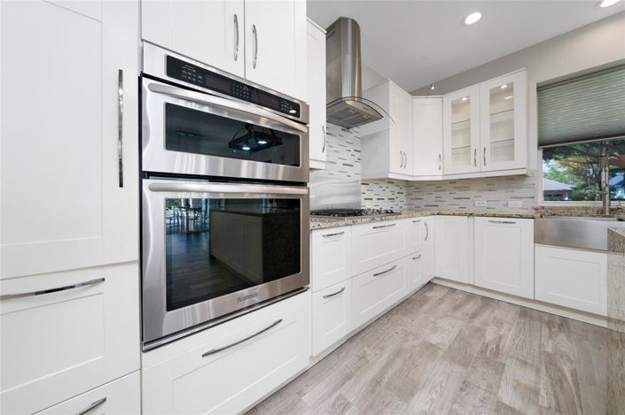 Image No.16-4 Bed Property for sale