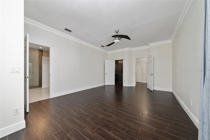 Image No.17-4 Bed Property for sale