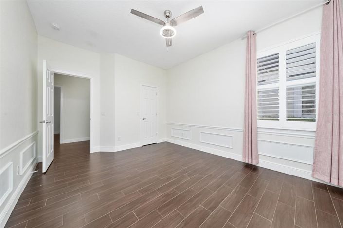 Image No.23-4 Bed Property for sale