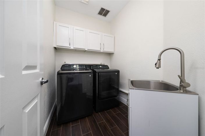 Image No.34-4 Bed Property for sale