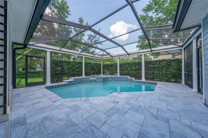 Image No.37-4 Bed Property for sale