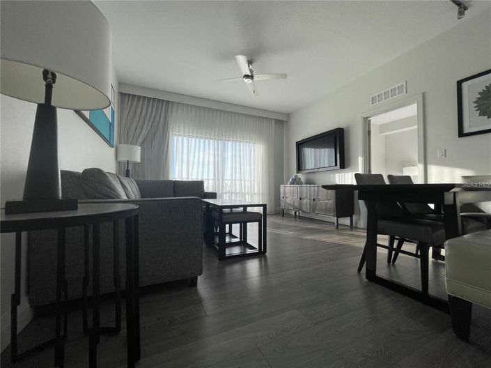 Image No.2-Propriété de 2 chambres à vendre à Winter Garden