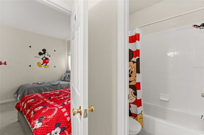 Image No.15-4 Bed Property for sale