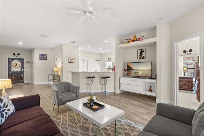 Image No.7-4 Bed Property for sale