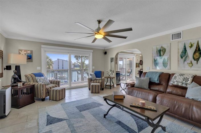 Image No.11-3 Bed Property for sale