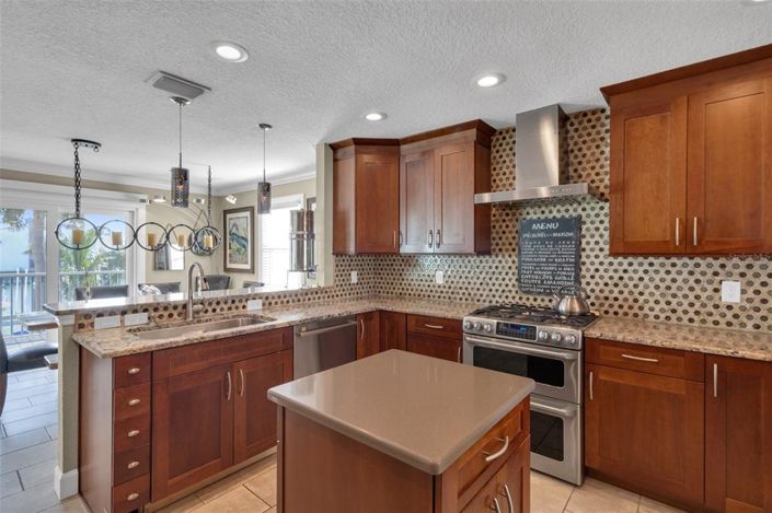 Image No.21-3 Bed Property for sale