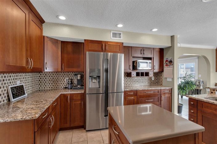 Image No.23-3 Bed Property for sale