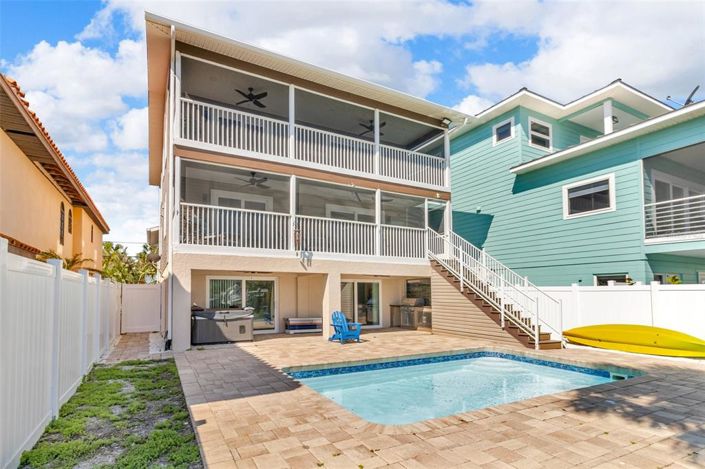 Image No.62-3 Bed Property for sale