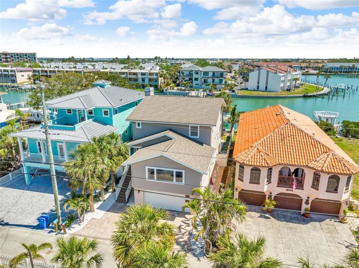 Image No.70-3 Bed Property for sale