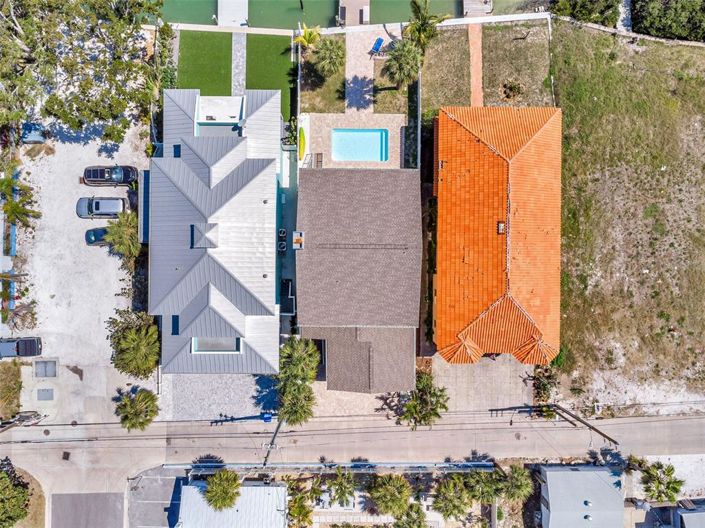 Image No.75-3 Bed Property for sale