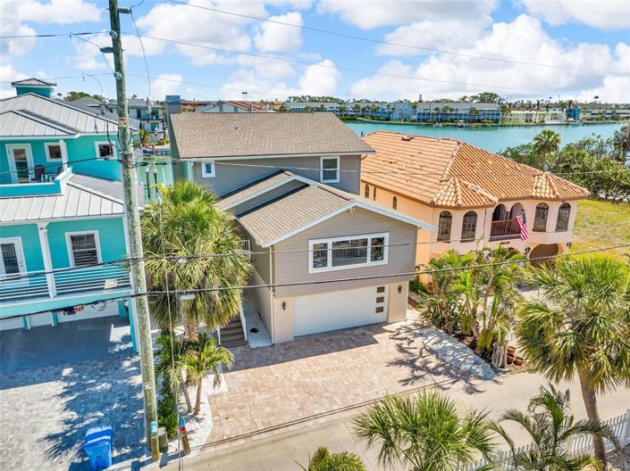 Image No.81-3 Bed Property for sale