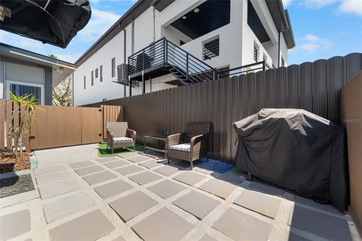 Image No.26-4 Bed Property for sale