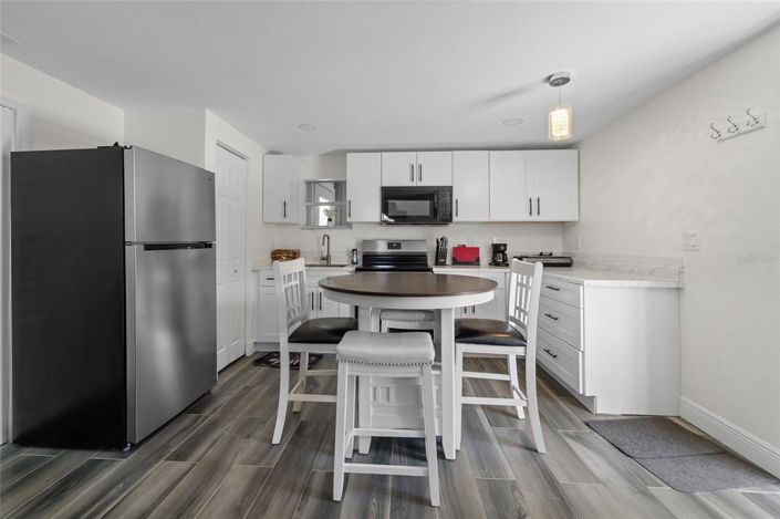 Image No.29-4 Bed Property for sale