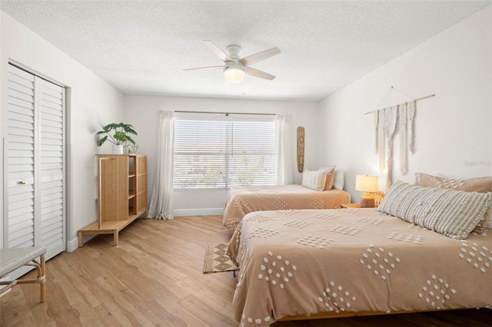 Image No.34-2 Bed Property for sale