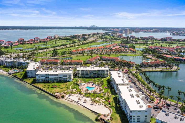 Image No.28-2 Bed Property for sale