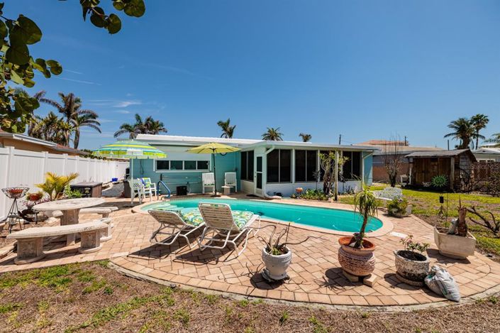 Image No.6-3 Bed Property for sale