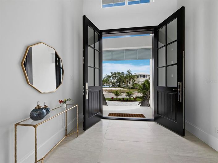 Image No.10-4 Bed Property for sale