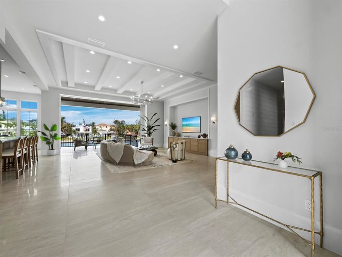 Image No.11-4 Bed Property for sale