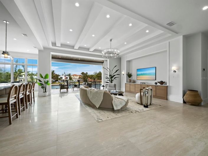 Image No.13-4 Bed Property for sale