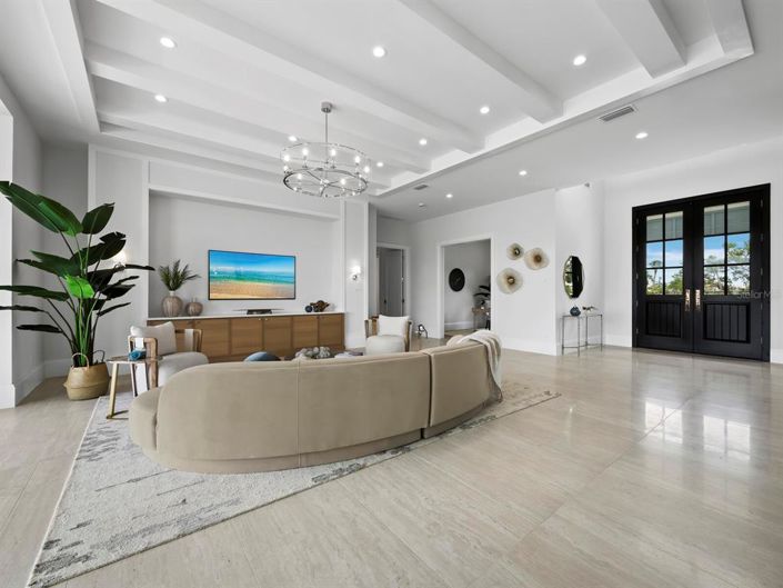 Image No.16-4 Bed Property for sale