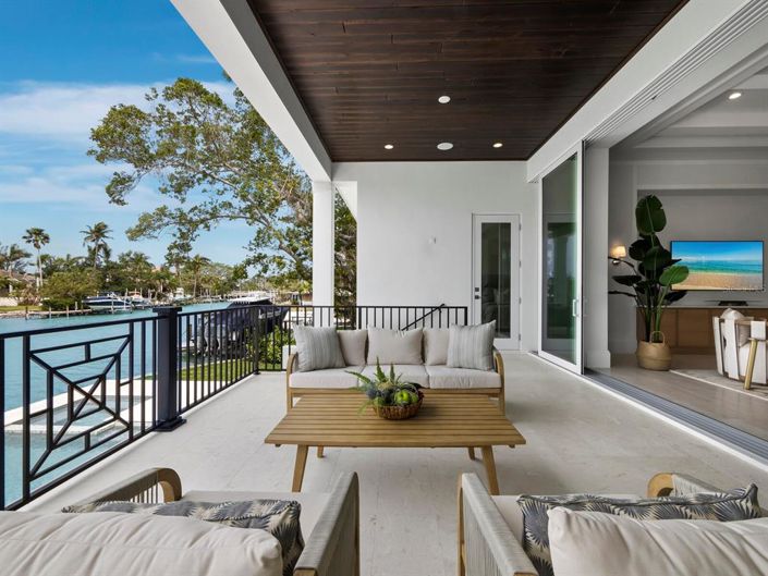 Image No.22-4 Bed Property for sale