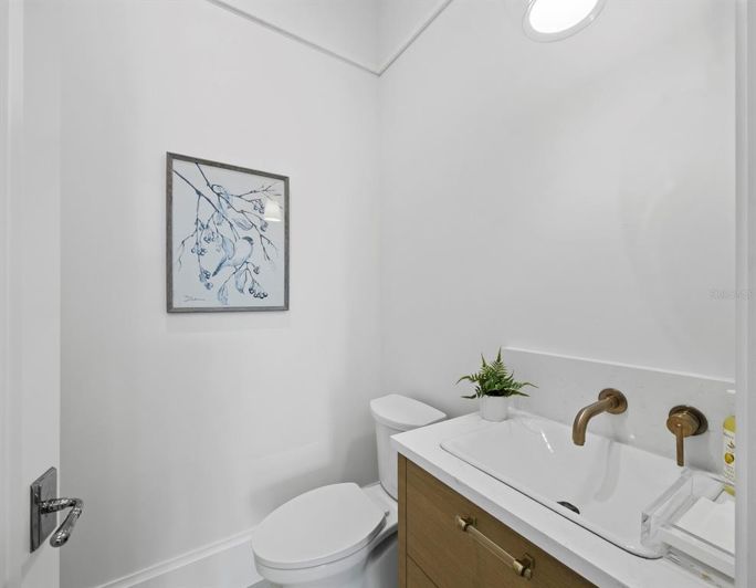 Image No.37-4 Bed Property for sale