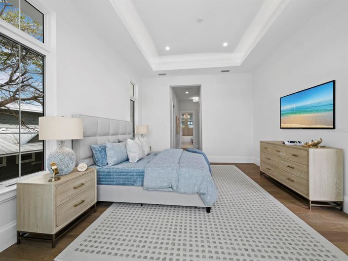 Image No.42-4 Bed Property for sale