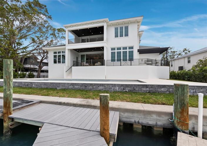 Image No.86-4 Bed Property for sale