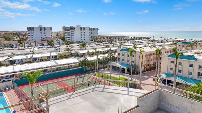 Image No.8-5 Bed Property for sale