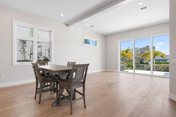 Image No.30-Propriété de 4 chambres à vendre à Sarasota