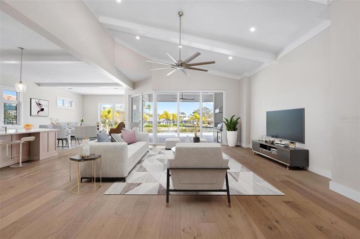 Image No.8-Propriété de 4 chambres à vendre à Sarasota