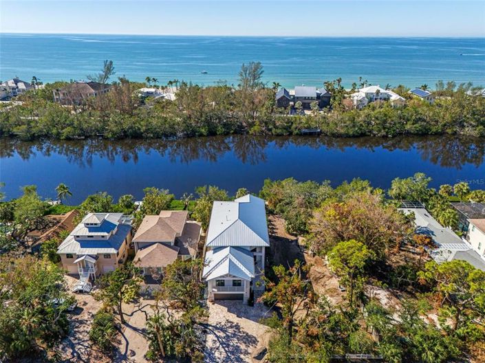 Image No.1-Propriété de 4 chambres à vendre à Sarasota