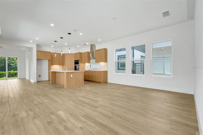 Image No.35-3 Bed Property for sale