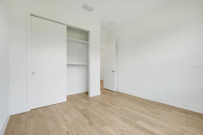 Image No.38-3 Bed Property for sale