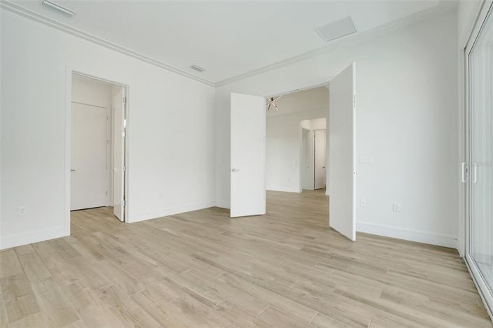 Image No.42-3 Bed Property for sale